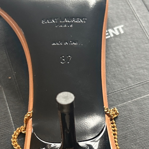 Size 6 Saint Laurent kitten heel ankle strap chain women’s heels camel beige - Picture 5 of 5